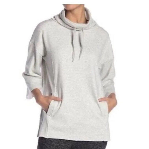 Ugg Astrid Poncho Sweatshirt - Picture 1 of 5